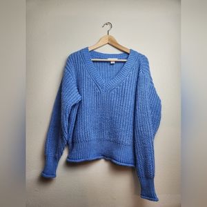 H&M Women's Blue V-Neck Knit Sweater